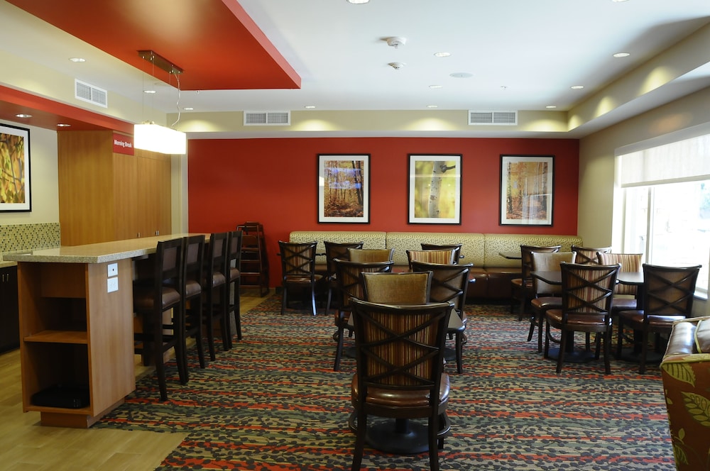 TownePlace Suites Redding - photo 28