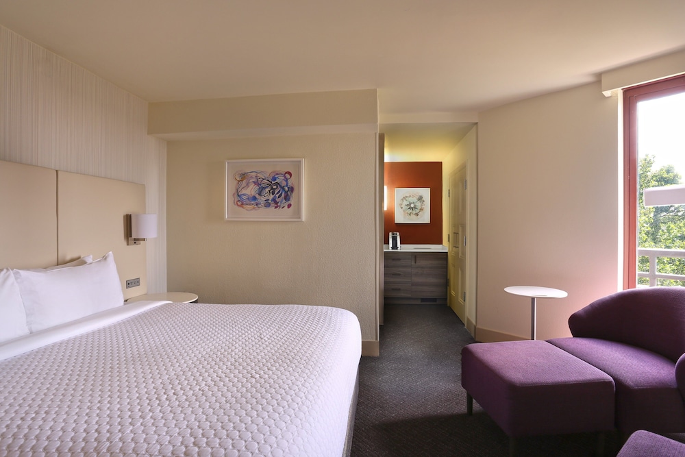 Crowne Plaza Atlanta Perimeter at Ravinia by IHG - photo 26