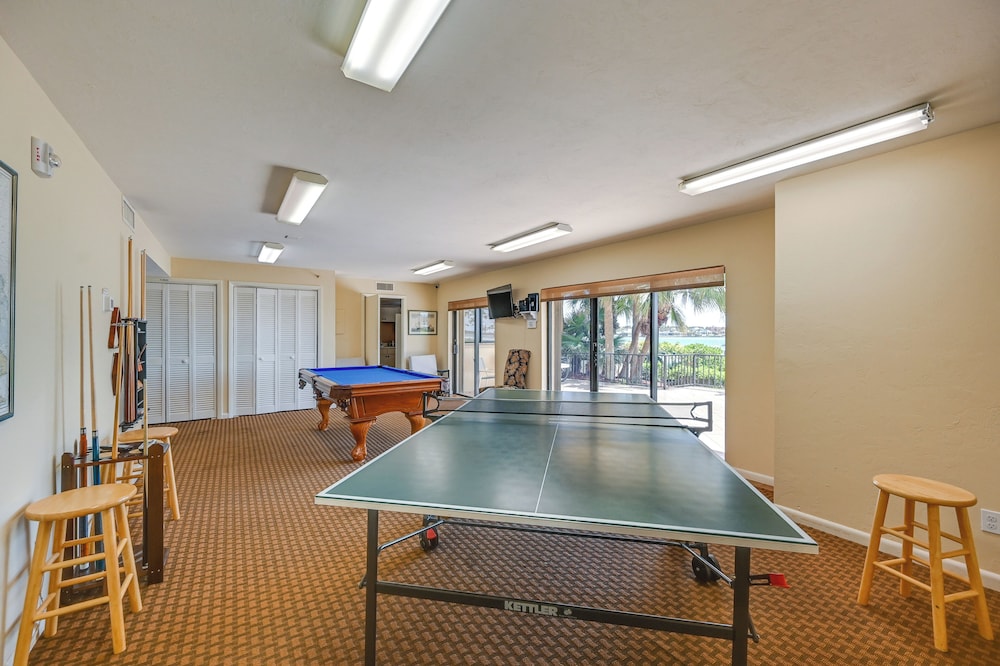 Marco Island Condo w Ocean Views Resort Perks - photo 16