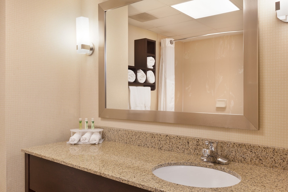 Holiday Inn Exp Winston Salem by IHG - photo 15