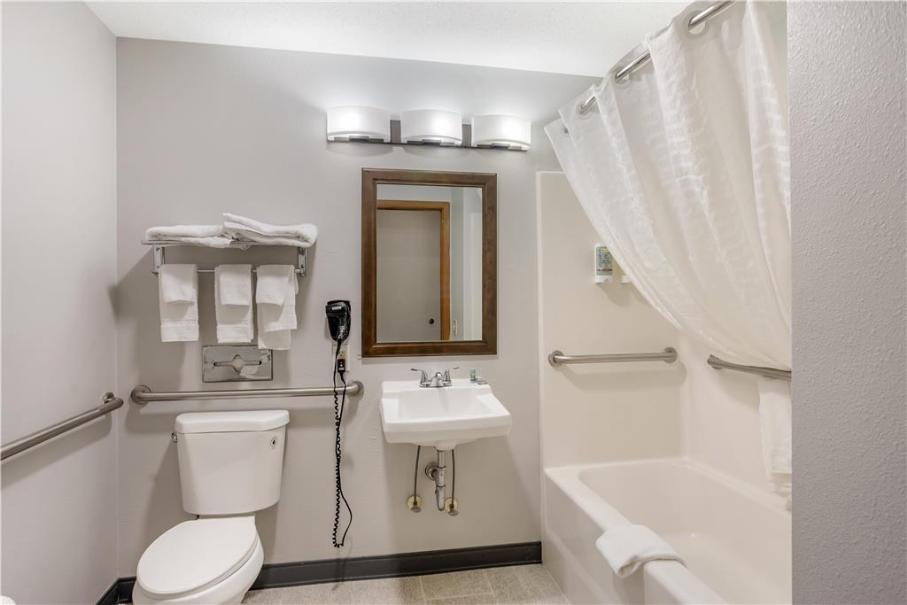 Best Western Shippensburg Hotel - photo 30