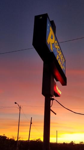 Rocket Inn - photo 43