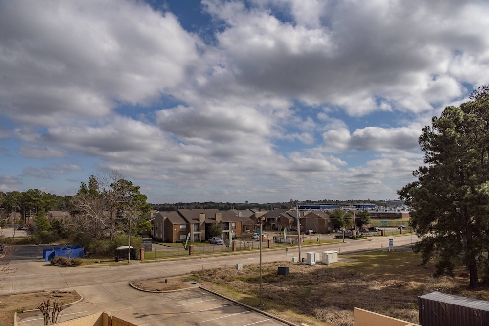 Courtyard by Marriott Shreveport Airport - photo 6