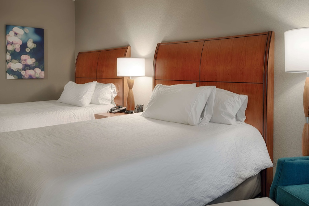 Hilton Garden Inn Cleveland Twinsburg - photo 23