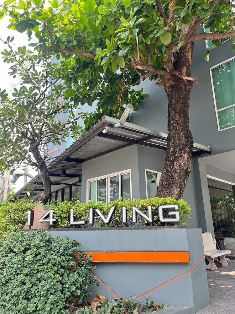 14 Living