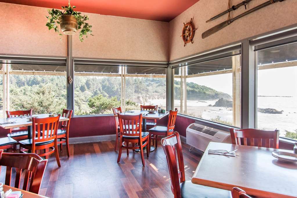 Clarion Inn Surfrider Resort - photo 45