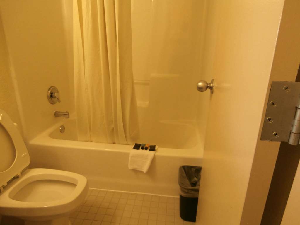Americas Best Value Inn Florida Turnpike & I 95 - photo 11