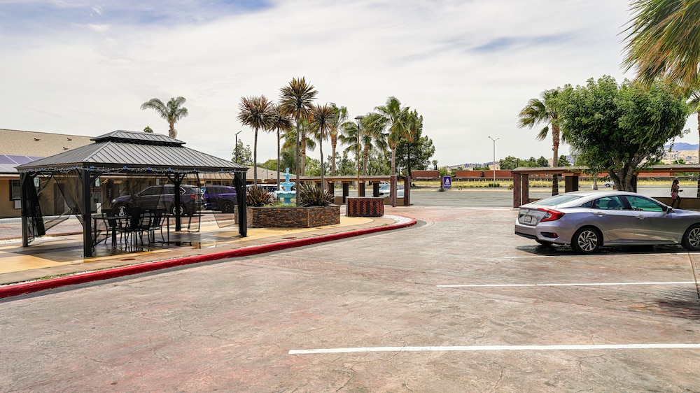 Americas Best Value Inn Antioch - photo 41