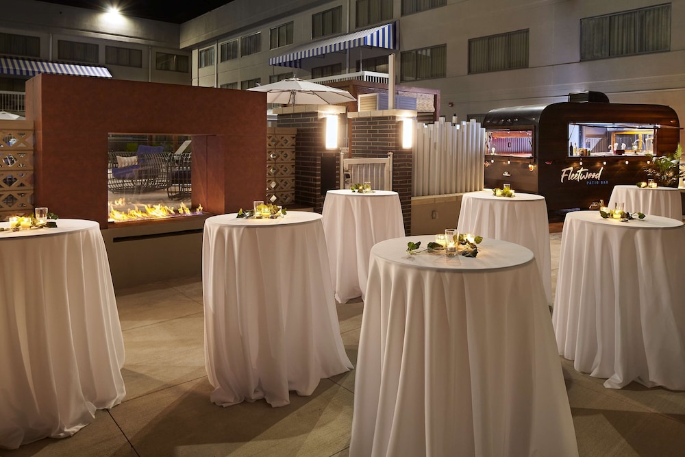 DoubleTree Suites by Hilton Nashville Airport - photo 43