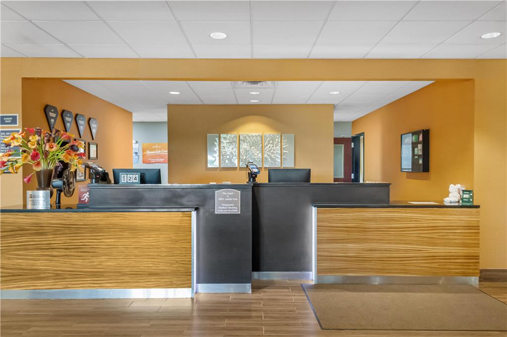 Best Western Plus Hiawatha Hotel - photo 43
