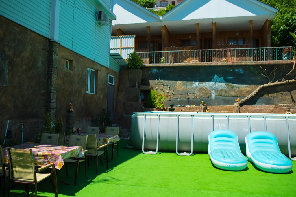 9 Авеню - carbon neutral hotel in Sochi