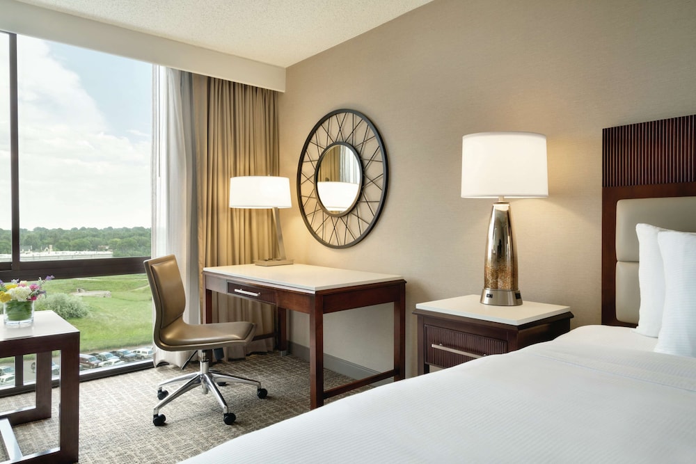 Hilton Fort Collins - photo 15