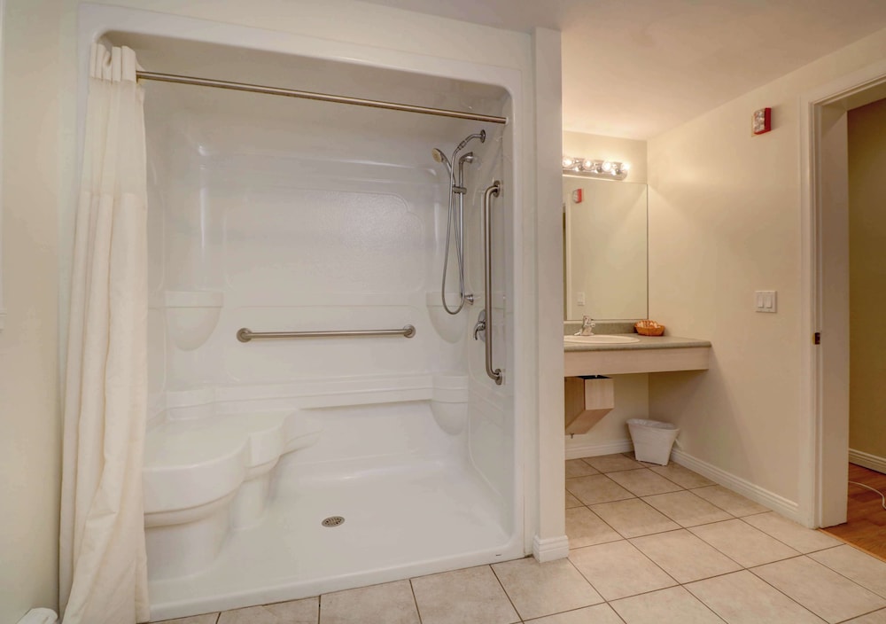 Sea View Inn - photo 82