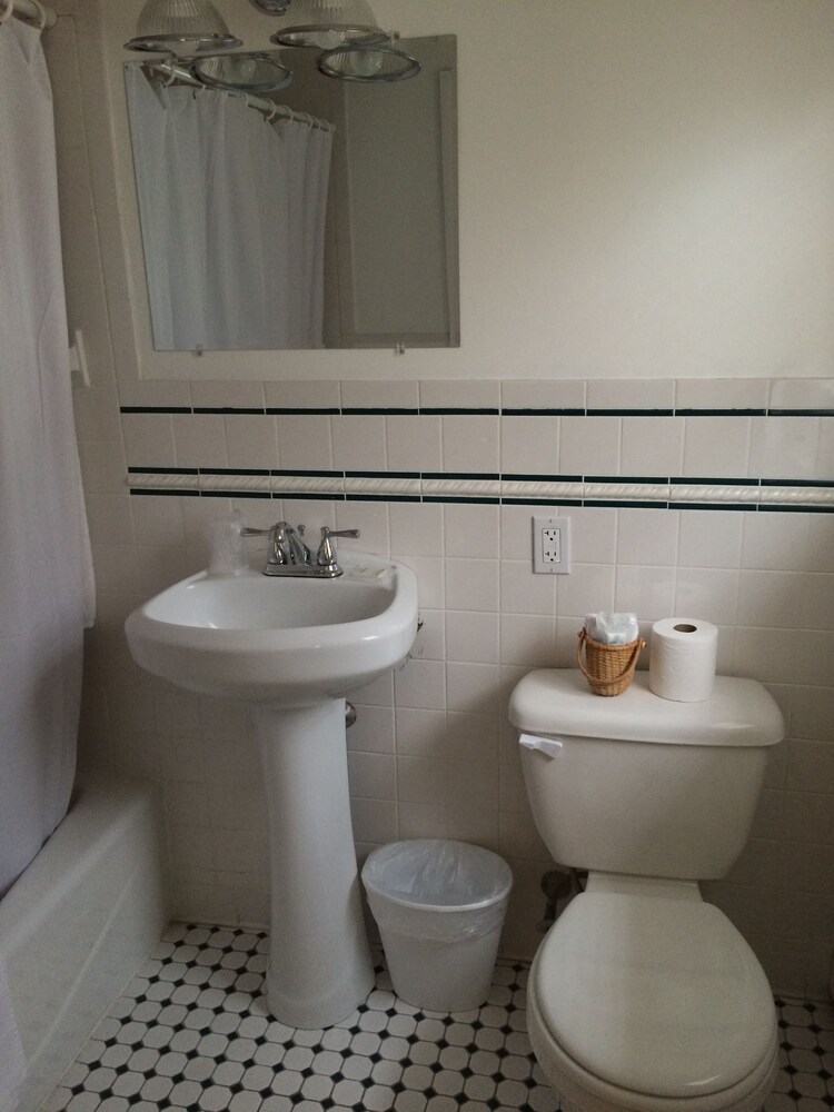 The Inn at Rye Place - photo 42