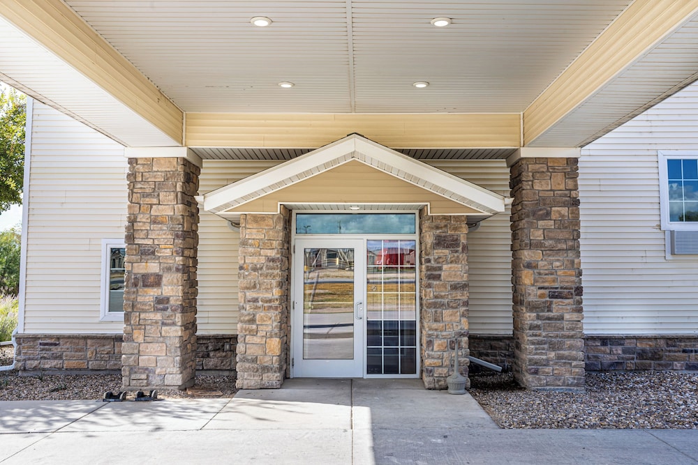 Cobblestone Inn & Suites Big Lake — hotel in Big Lake