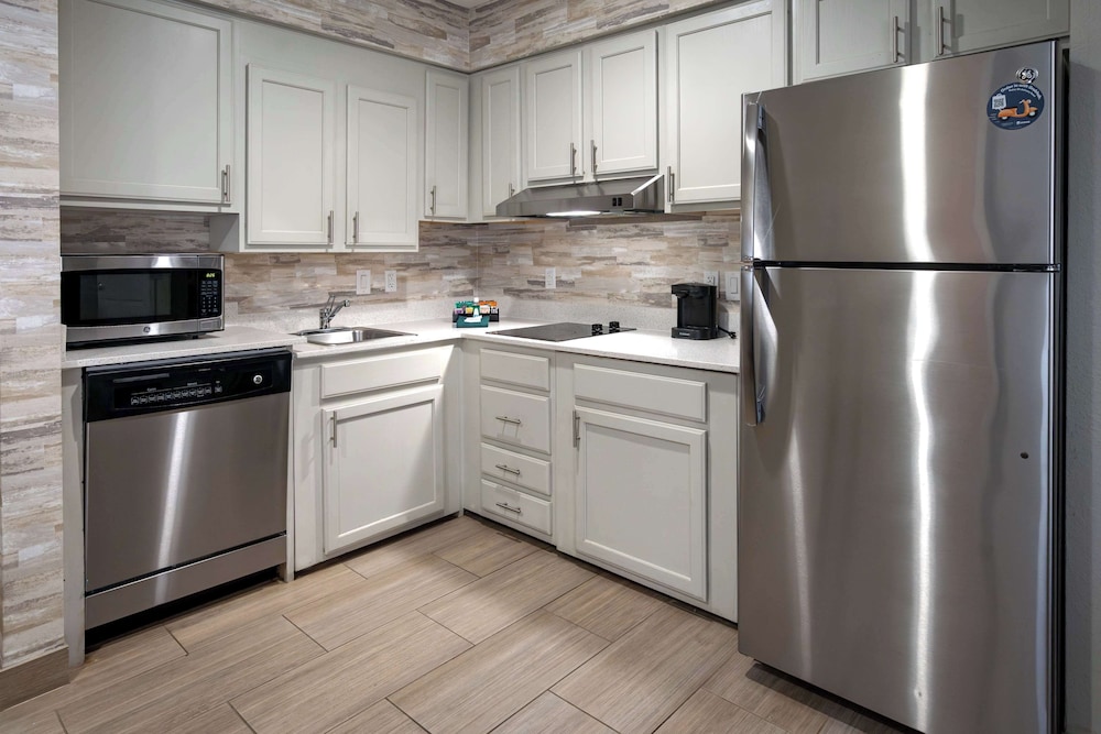 Homewood Suites by Hilton Ft. Worth Bedford - photo 13