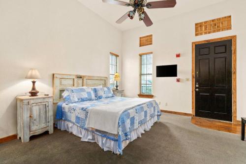 26 At Gruene Silo Inn — New Braunfels