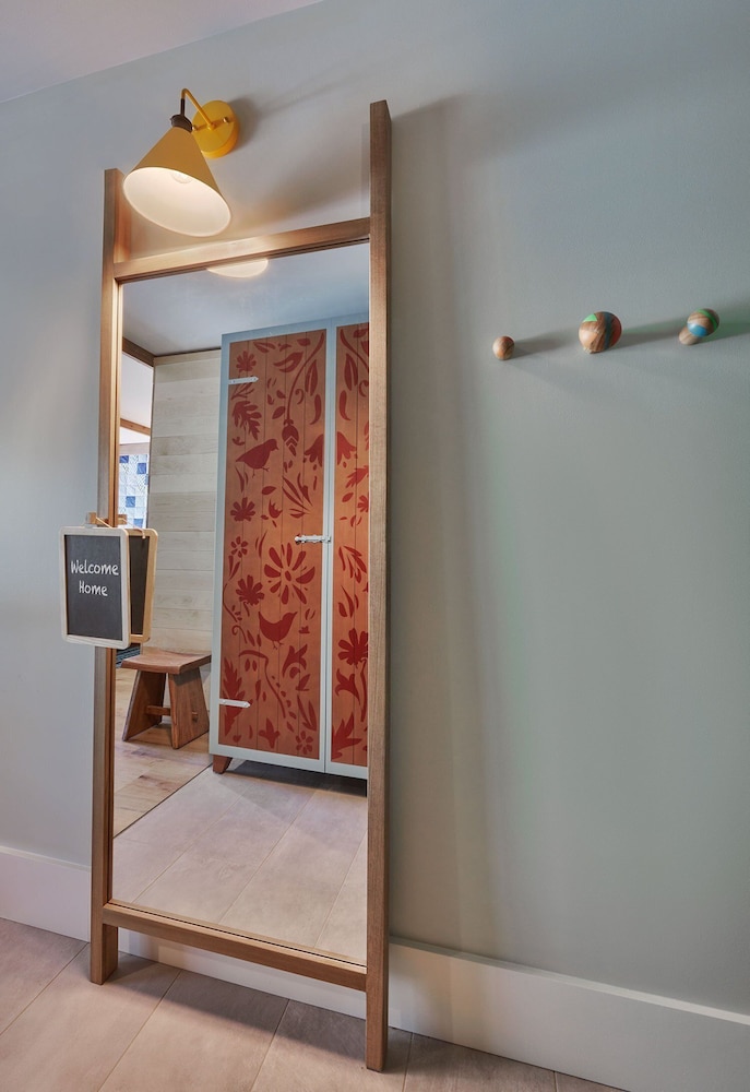 Treehouse Hotel Silicon Valley - photo 49