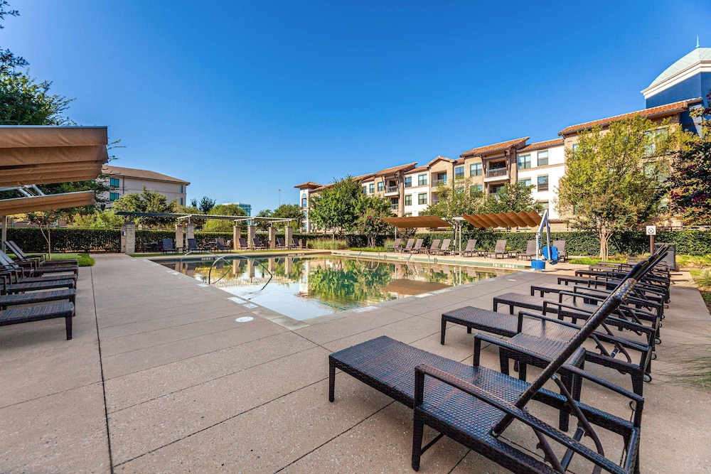 Sheraton Stonebriar Hotel - photo 28