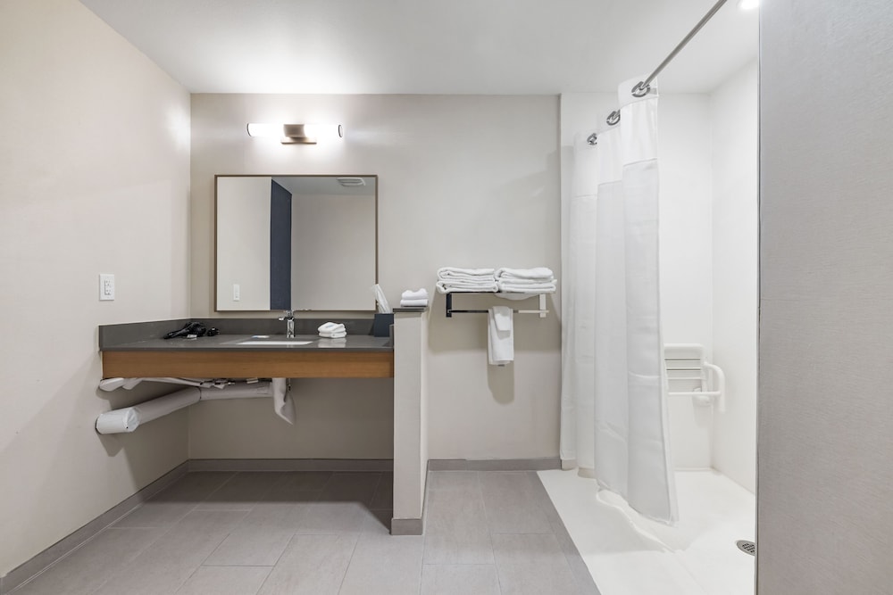 Fairfield by Marriott Inn & Suites San Francisco Airport Oyster Point Area - photo 22