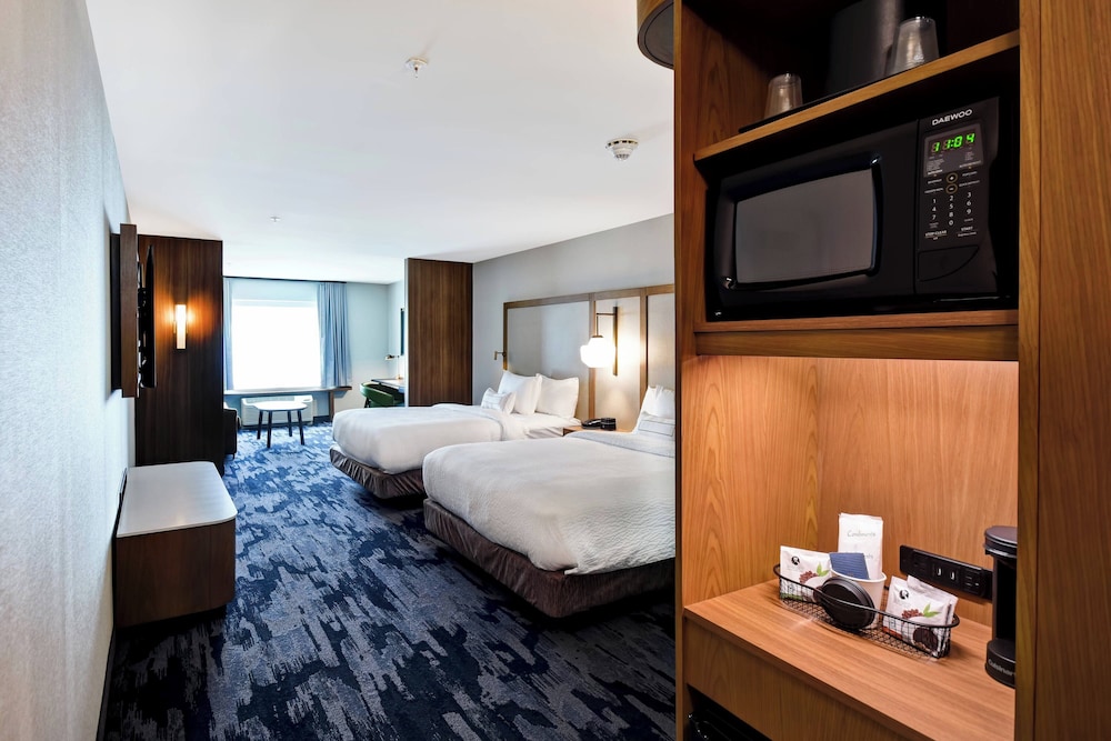 Fairfield Inn & Suites by Marriott Plymouth - photo 14