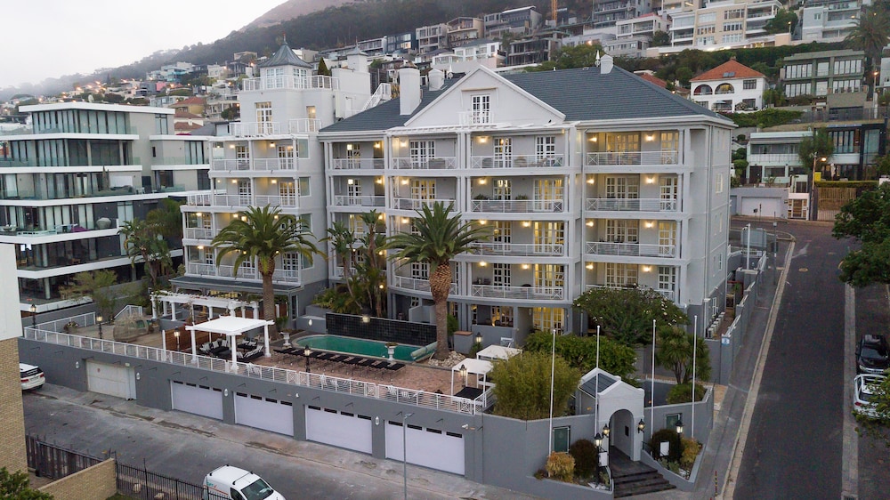 Romney Park All Suite Hotel and Spa