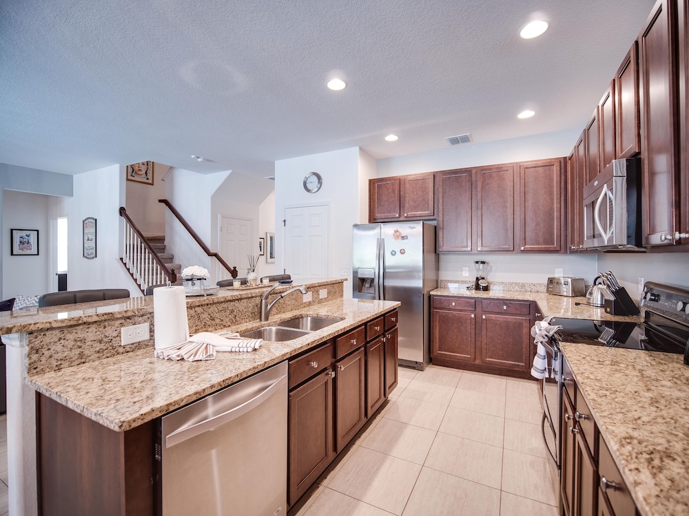 Blissful Retreat 6 Bedrooms - photo 21