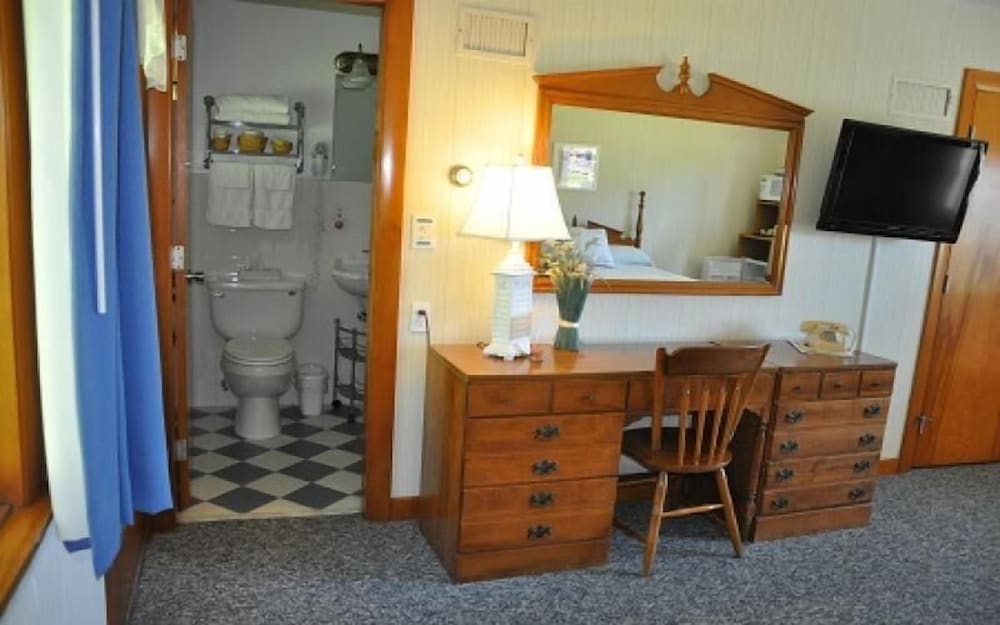 Towne Lyne Motel - photo 19