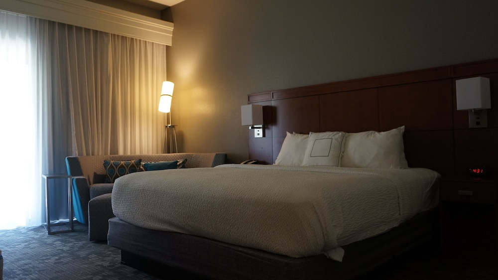 Courtyard by Marriott Columbia Northeast Fort Jackson Area - photo 19