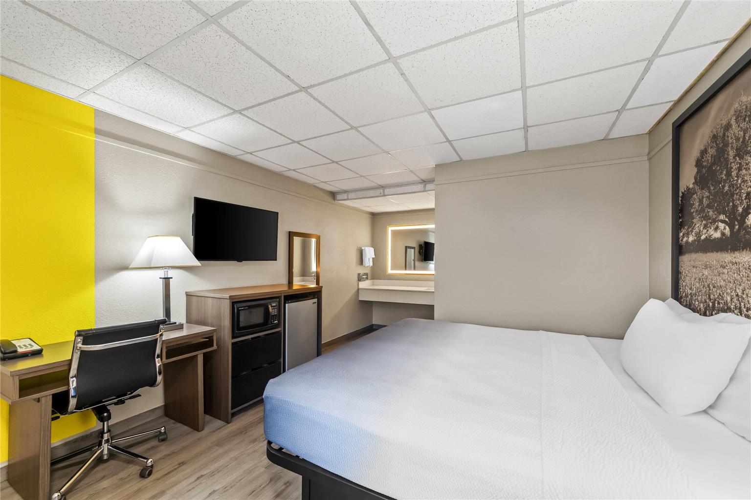 Super 8 by Wyndham Fredericksburg - photo 31