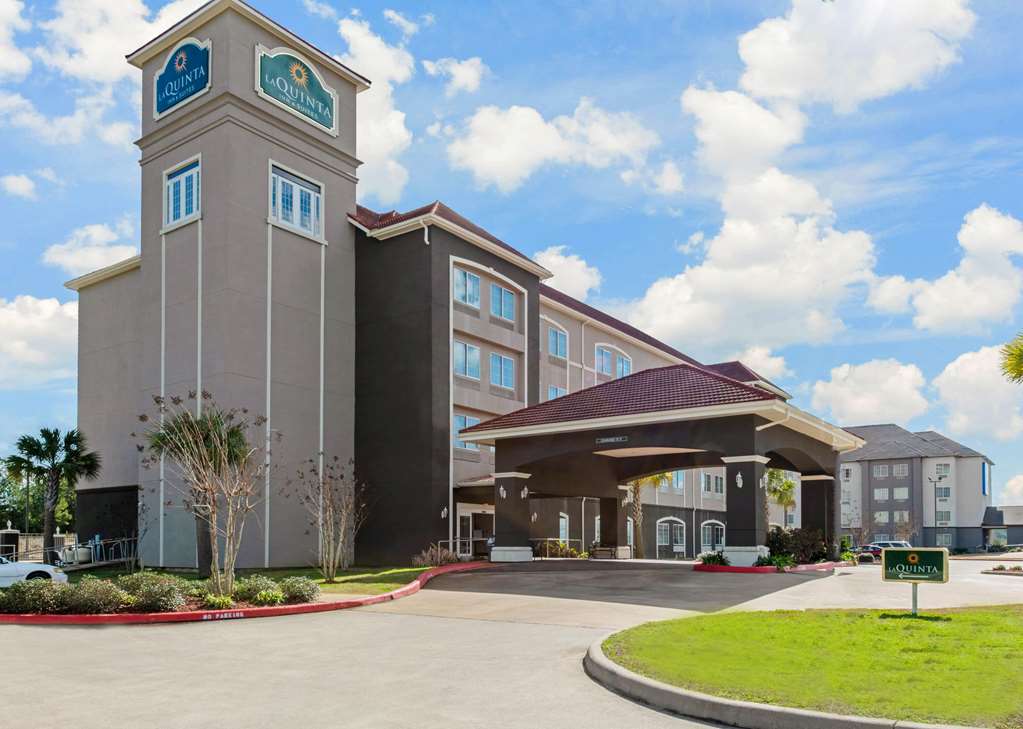 La Quinta Inn & Suites by Wyndham Leesville Ft. Polk - photo 3