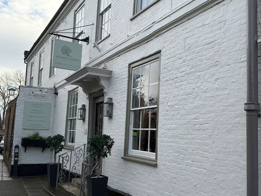Warren Lodge Hotel in Shepperton, United Kingdom