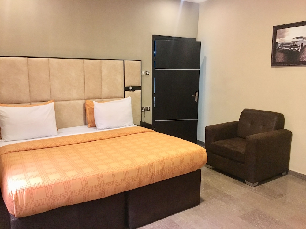 Elicris Hotel - carbon neutral hotel in Lagos