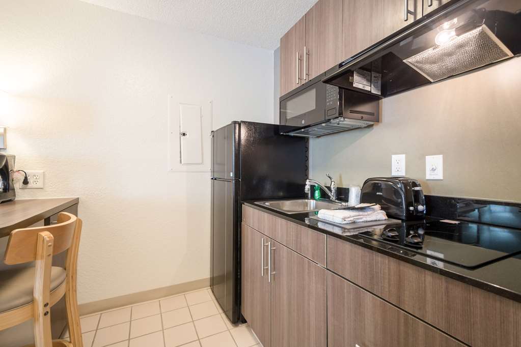 Studio 6 Extended Stay Duluth GA Atlanta Gwinnett Place - photo 18