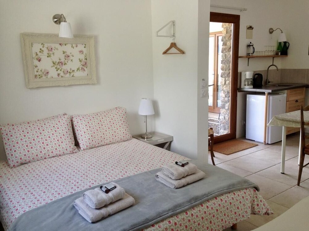 Studio Chez Mary in Chorges, France