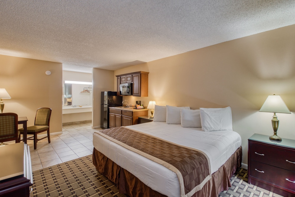 Palms Garden Inn - photo 8