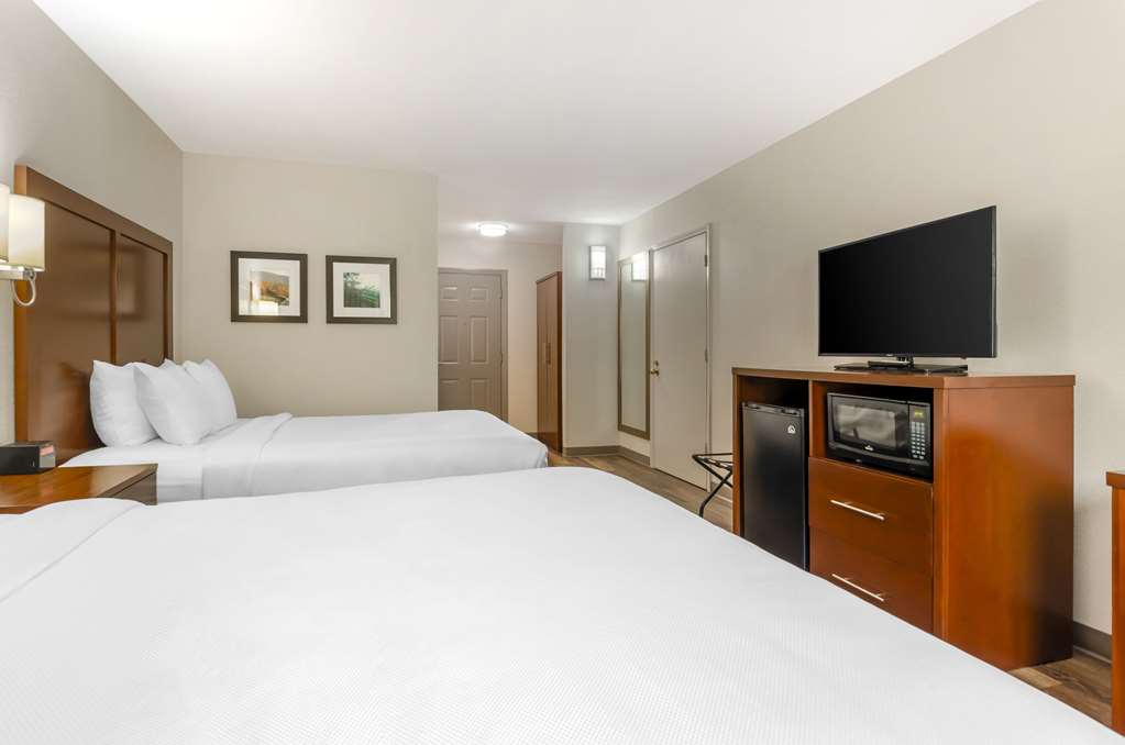 Comfort Inn Wytheville Fort Chiswell - photo 22