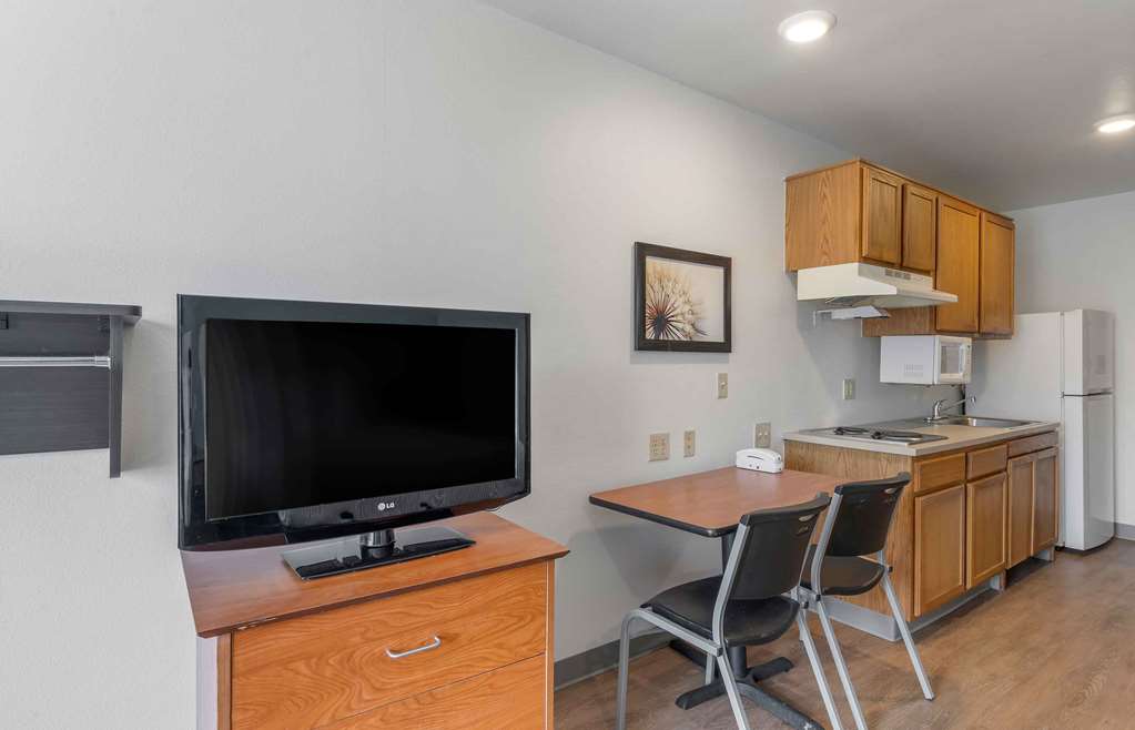 Extended Stay America Select Suites Lakeland - photo 18