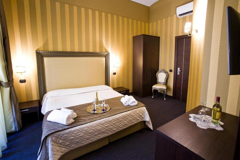 Nice Rome Holiday — 4-Star Luxury Hotel in Rome, Italy