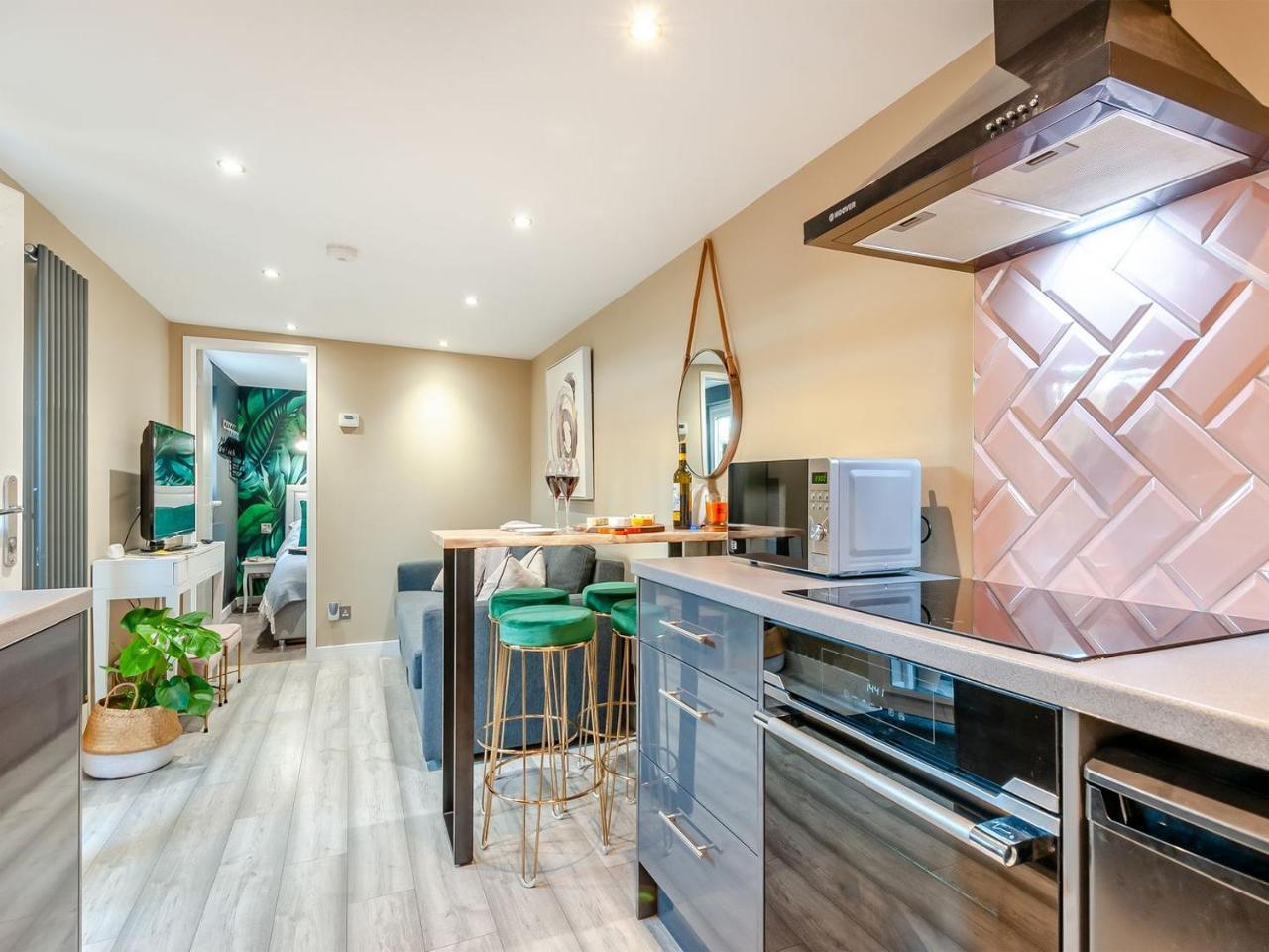 Vitamin Sea Residency — hotel in Herne Bay