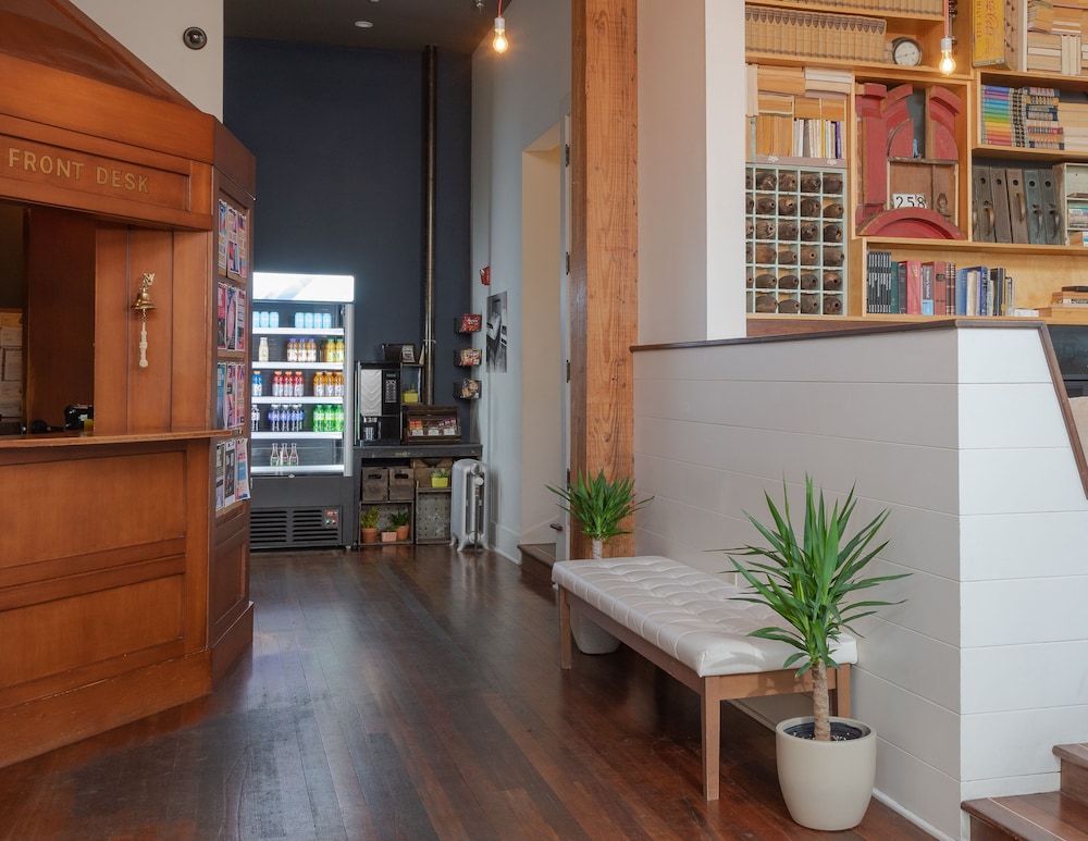 Commodore Astoria — Astoria — photo 4