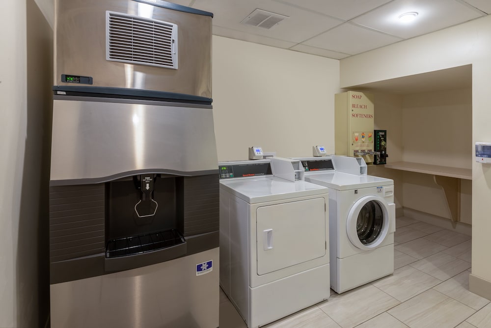 Holiday Inn Express Vermilion by IHG - photo 24