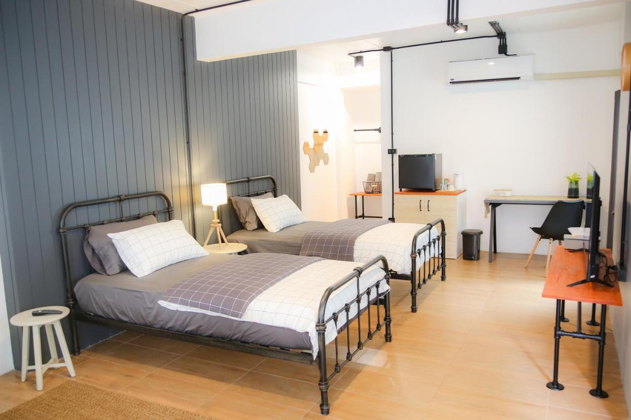 Sleep Sleep Suanphak Homestay — 4-Star Luxury Hotel in Bangkok, Thailand