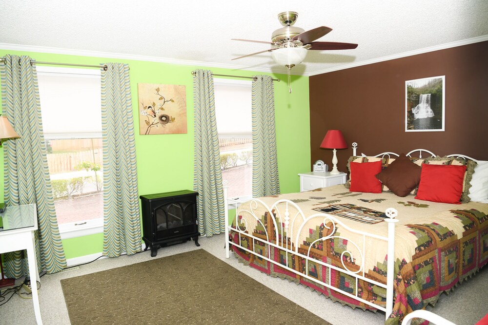 Blacksburg Bed & Breakfast - photo 49