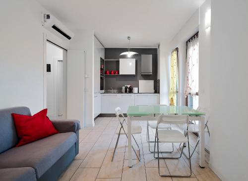 Xenia Apartments New and Bright Urban Housing — 4-Star Luxury Hotel in Milan, Italy
