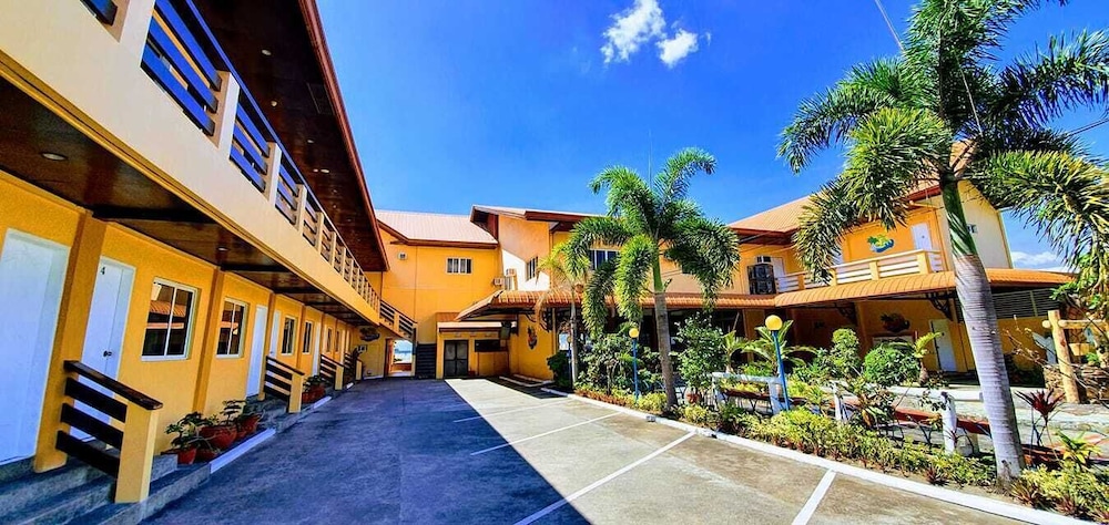 Phi Phi Beach Hotel and Island Resort in Morong, Philippines