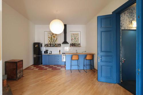Charming 2BR Near Rooms Hotel By Wehost