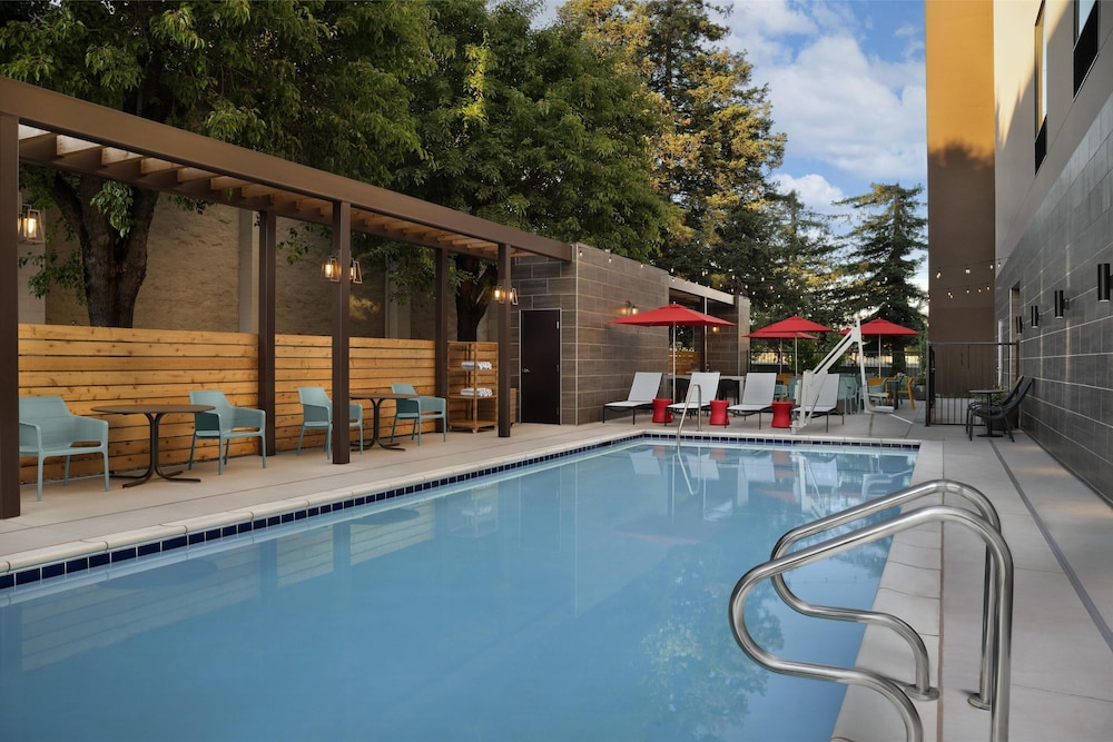 Home2 Suites by Hilton Rohnert Park Sonoma County - photo 31