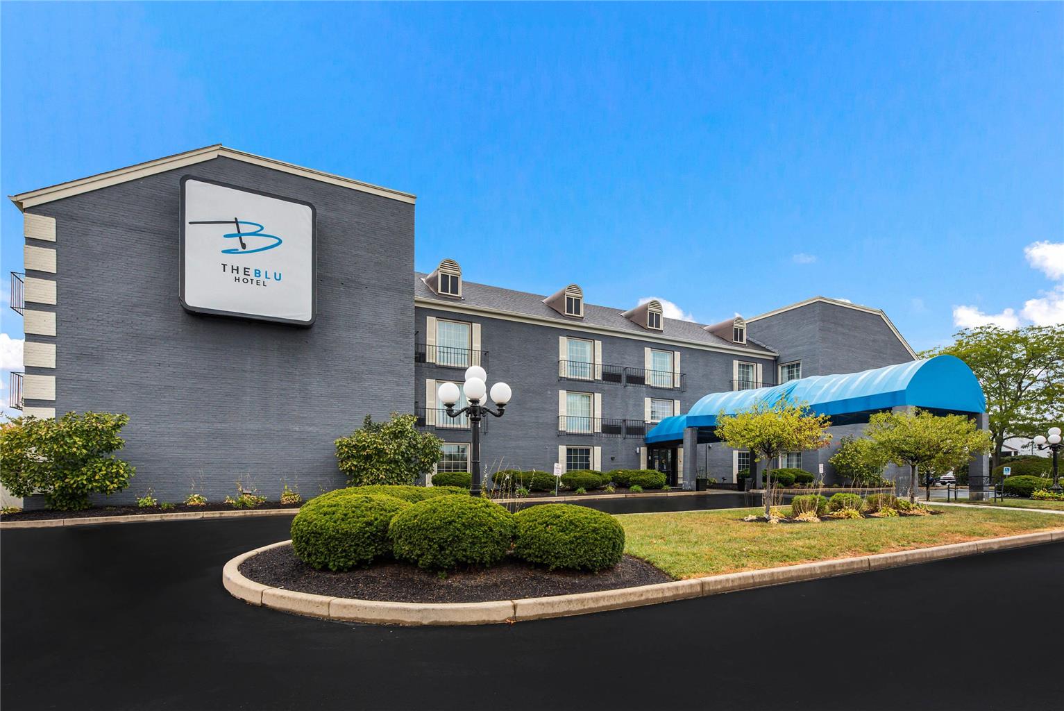 The Blu Hotel Blue Ash Cincinnati an Ascend Collection Hotel in Cincinnati, United States