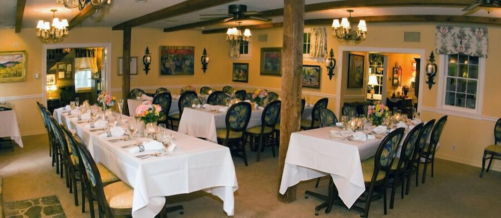 Crestmont Inn - photo 36